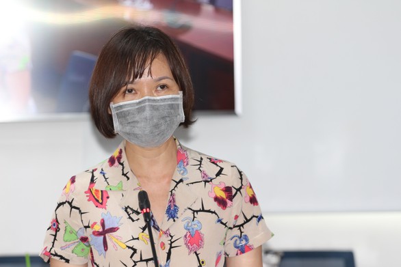 Bình thường mới rồi, có cần đeo khẩu trang nữa không? - Ảnh 1. Bình thường mới rồi, có cần đeo khẩu trang nữa không? - Ảnh 1.