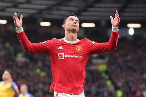 Ronaldo tìm đường tháo chạy khỏi M.U - Ảnh 1.