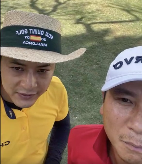 Hồ Hoài Anh và Hồng Đăng chơi Golf ở Malloca - Ảnh chụp từ video post ngày 24-6 trên Facebook Hoai Anh Ho