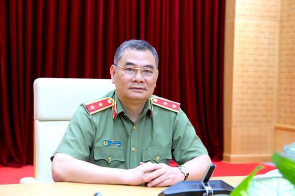 Làm rõ 10 người tung tin thất thiệt việc chủ tịch Vingroup Phạm Nhật Vượng bị cấm xuất cảnh - Ảnh 1.