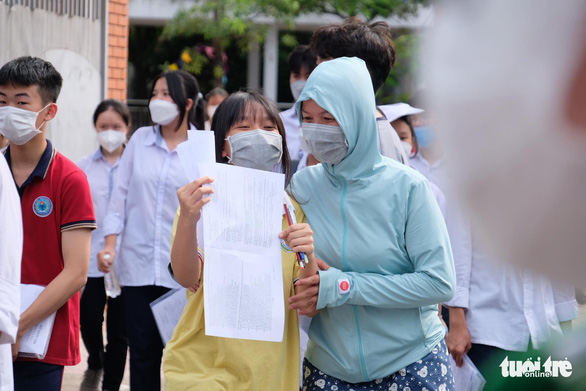 Tin sáng 12-7: Xét xử 2 cựu thiếu tướng cảnh sát biển nhận hối lộ; Trình loạt dự án KCN mới - Ảnh 2. Tin sáng 12-7: Xét xử 2 cựu thiếu tướng cảnh sát biển nhận hối lộ; Trình loạt dự án KCN mới - Ảnh 2.