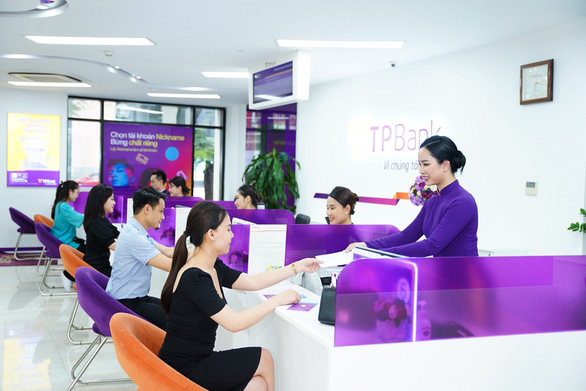 Dấu ấn TPBank trong Top 10 ngân hàng thương mại Việt Nam uy tín năm 2022 - Ảnh 1.