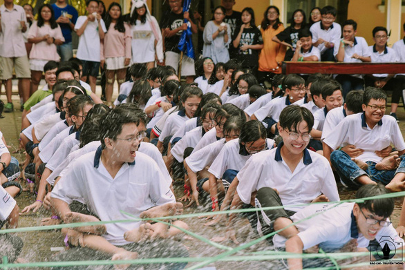 Lãnh đạo Trường trung học Thực hành nói gì về điểm chuẩn ra khỏi nhóm trường tốp đầu? - Ảnh 1.