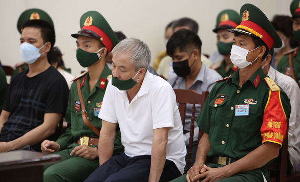 Cựu tướng cảnh sát biển Lê Văn Minh bị đề nghị 15-17 năm tù, Lê Xuân Thanh 15 năm tù - Ảnh 1.