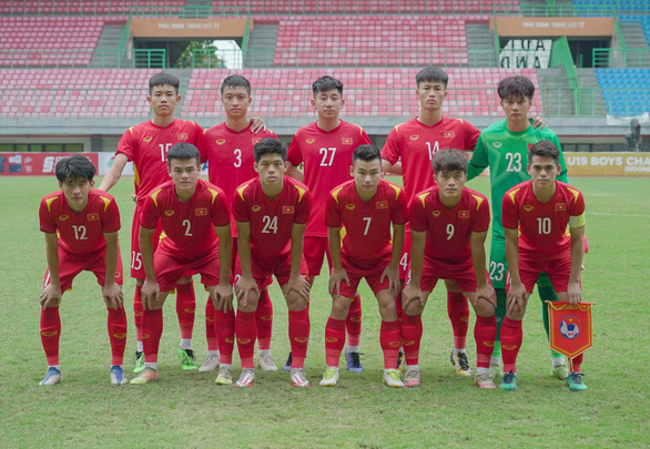 HLV Đinh Thế Nam dẫn dắt U20 Việt Nam hướng tới vòng loại U20 châu Á 2023 - Ảnh 1.
