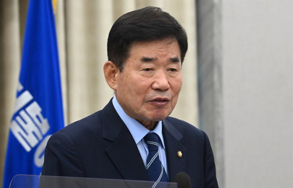 Chủ tịch Quốc hội Hàn Quốc muốn cắt bớt quyền lực của tổng thống - Ảnh 1.