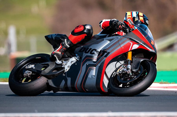 Ducati ra mắt môtô điện đầu tiên: Nhẹ, vận tốc tối đa hơn 273km/h - Ảnh 4.
