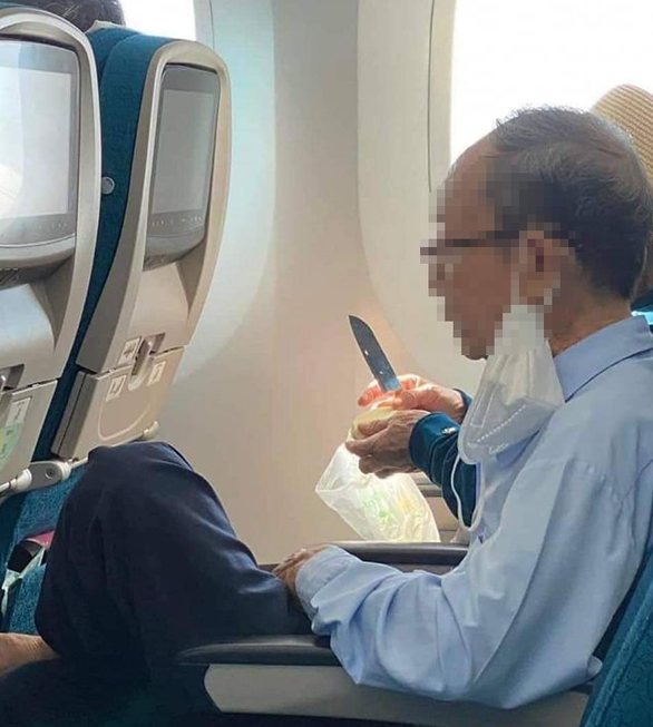 Tân Sơn Nhất tạm đình chỉ nhân viên soi chiếu để lọt dao lên máy bay - Tuổi Trẻ Online
