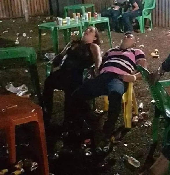 Loạt ảnh chứng minh chẳng ai bình thường khi yêu - Ảnh 3. Loạt ảnh chứng minh chẳng ai bình thường khi yêu - Ảnh 3.