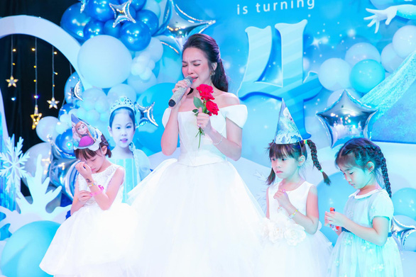 Dàn sao quy tụ tại tiệc sinh nhật con gái Thanh Thảo - Ảnh 6.