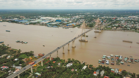 Mùa khô nước sông Mekong cao bất thường: Tai họa cho cả lưu vực - Ảnh 1.