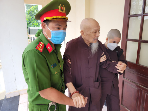 Ông Lê Tùng Vân xin hoãn thi hành án vì không đủ sức khỏe để đi tù - Ảnh 1.