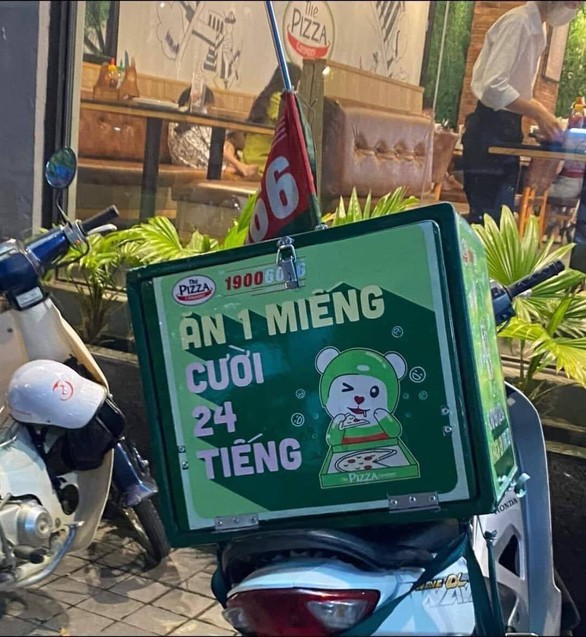 Ảnh vui 26/7: Cô gái mảnh dẻ bỗng chốc hóa... ông chú - Ảnh 3. Ảnh vui 26/7: Cô gái mảnh dẻ bỗng chốc hóa... ông chú - Ảnh 3.