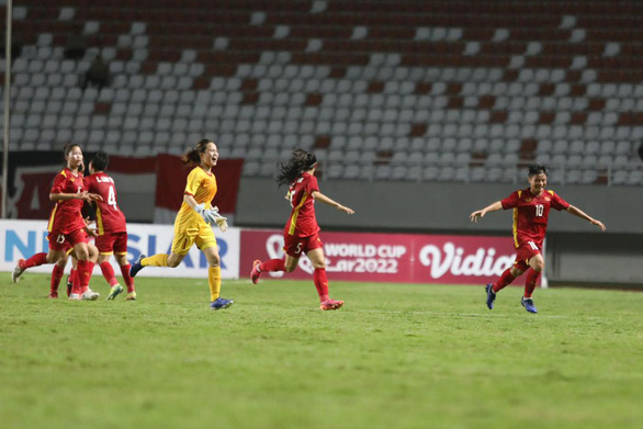 Tuyển U18 nữ Việt Nam nhọc nhằn thắng Indonesia - Ảnh 1.