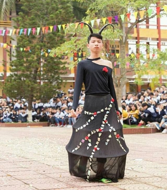 Hội nam sinh hóa... công chúa lực điền, girl cá tính, Phi Mã Lệ Xuân - Ảnh 9. Hội nam sinh hóa... công chúa lực điền, girl cá tính, Phi Mã Lệ Xuân - Ảnh 9.