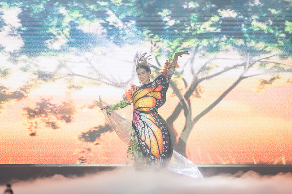 Người đẹp Tuyên Quang đăng quang Hoa hậu áo dài Việt Nam 2022 - Ảnh 2.