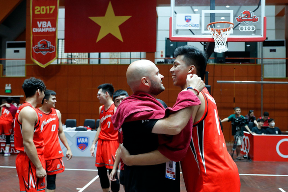 Thang Long Warriors sống lại hi vọng vào bán kết - Ảnh 3.