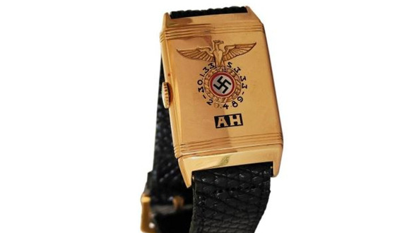 Đồng hồ của Hitler bán đấu giá 1,1 triệu USD - Ảnh 2.
