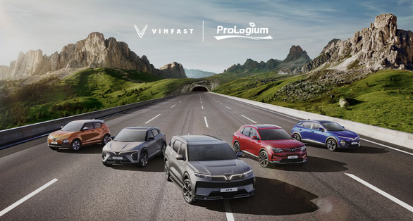 VinFast invests and strategic cooperation on solid-state batteries with Prologium - Photo 1.
