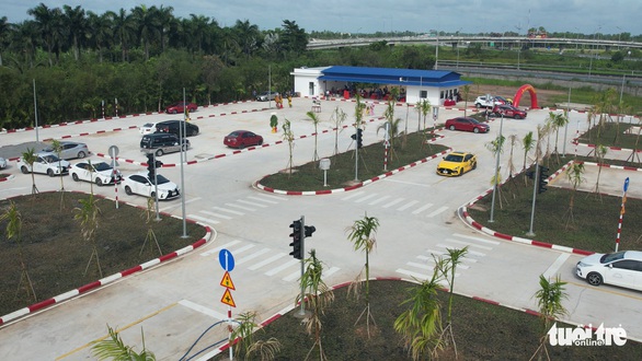 Tiền Giang có thêm sân tập lái ôtô rộng 1 hecta - Ảnh 2. Tiền Giang có thêm sân tập lái ôtô rộng 1 hecta - Ảnh 2.
