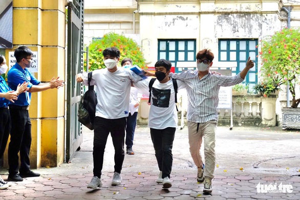 Thí sinh nói bài thi khoa học xã hội dễ, bài khoa học tự nhiên có tính phân loại - Ảnh 7. Thí sinh nói bài thi khoa học xã hội dễ, bài khoa học tự nhiên có tính phân loại - Ảnh 7.