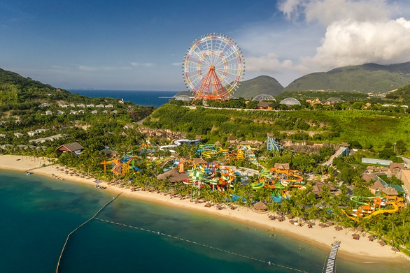 Công viên nước tại VinWonders Nha Trang xác lập kỷ lục châu Á - Ảnh 1. Công viên nước tại VinWonders Nha Trang xác lập kỷ lục châu Á - Ảnh 1.