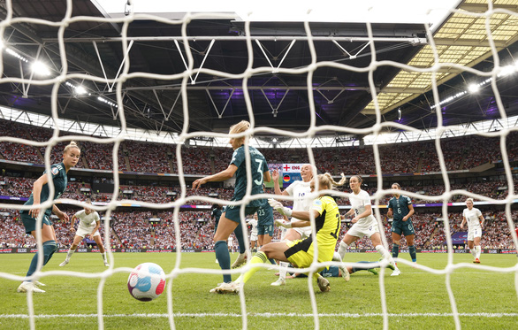Đánh bại Đức sau 120 phút, tuyển nữ Anh lần đầu tiên vô địch châu Âu - Ảnh 2.