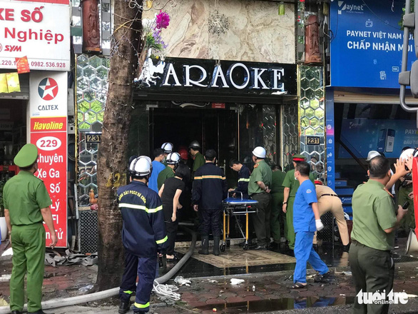 3 chiến sĩ cảnh sát hy sinh khi chữa cháy quán karaoke 5 tầng ở Hà Nội - Ảnh 7.