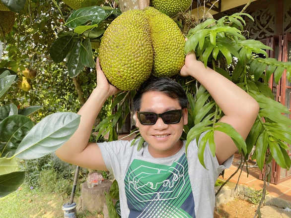 Ảnh vui sao Việt 1/8: Ngô Thanh Vân tinh nghịch bên chồng trẻ - Ảnh 8. Ảnh vui sao Việt 1/8: Ngô Thanh Vân tinh nghịch bên chồng trẻ - Ảnh 8.