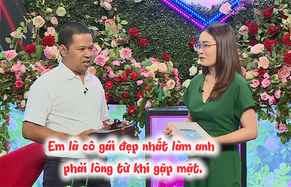 Chàng trai Khmer không đẻ được chinh phục bạn gái bằng bài thơ... cúp điện - Ảnh 1.
