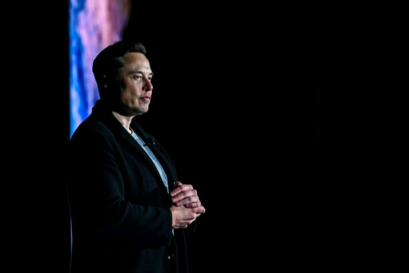 Elon Musk bán gần 7 tỉ USD cổ phiếu tại Tesla - Ảnh 1. Elon Musk bán gần 7 tỉ USD cổ phiếu tại Tesla - Ảnh 1.