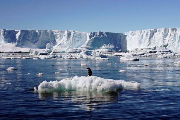 Dải băng lớn nhất thế giới tan chảy, nước biển cao thêm 5 mét? - Ảnh 2.