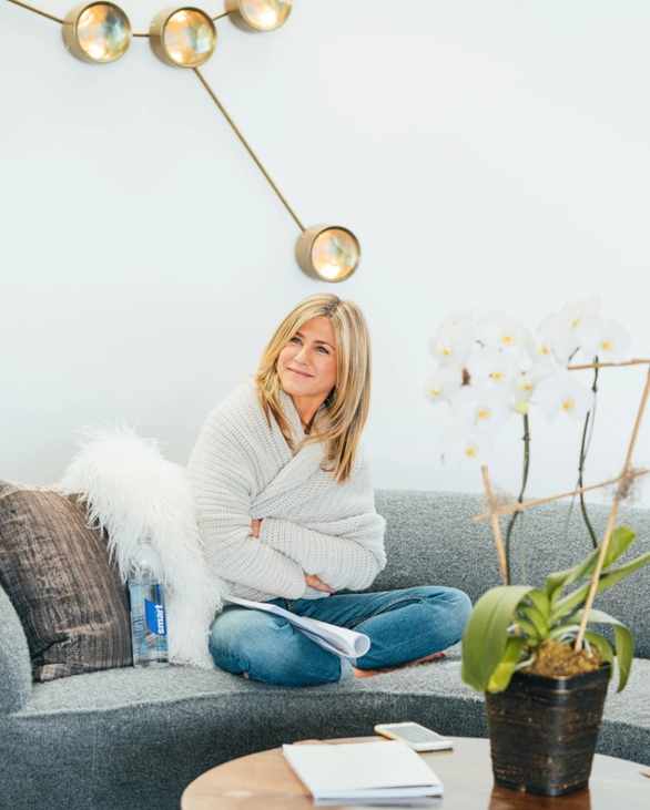 Nhan sắc đáng ghen tị ở tuổi 53 của Jennifer Aniston - Ảnh 2. Nhan sắc đáng ghen tị ở tuổi 53 của Jennifer Aniston - Ảnh 2.