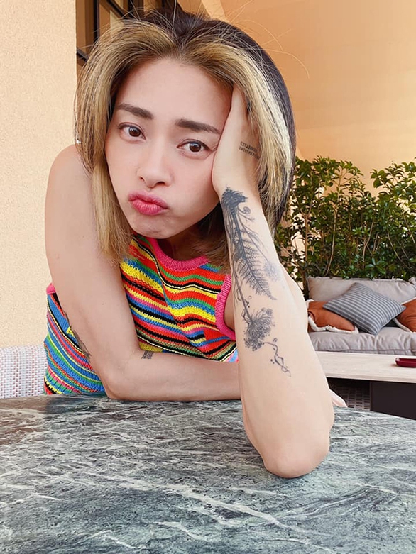 Ngô Thanh Vân trẻ ra vài tuổi sau khi lấy chồng - Ảnh 2. Ngô Thanh Vân trẻ ra vài tuổi sau khi lấy chồng - Ảnh 2.