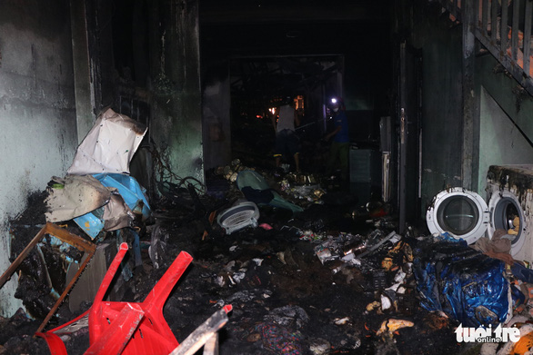 Tạm dừng tìm kiếm 3 mẹ con còn mất tích trong vụ cháy nhà ở Phan Rang - Ảnh 4.
