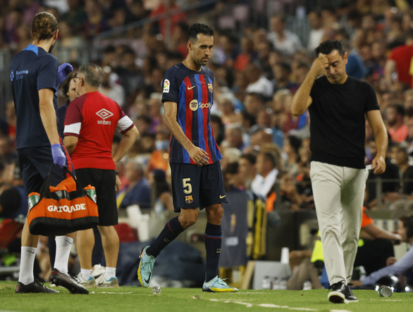 Bỏ lỡ nhiều cơ hội, Barca bị cầm chân trên sân nhà trong ngày mở màn La Liga - Ảnh 1.
