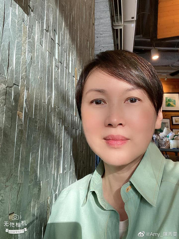 Minh tinh Hong Kong thập niên 90: người ‘mất hút, người lấy chồng giàu - Ảnh 5. Minh tinh Hong Kong thập niên 90: người ‘mất hút, người lấy chồng giàu - Ảnh 5.