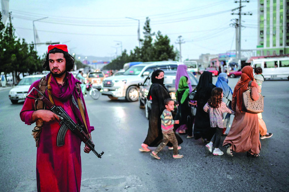 Afghanistan một năm sau: Vẹn nguyên hỗn loạn - Ảnh 1.
