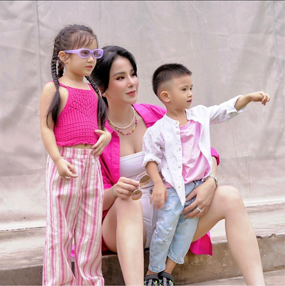 Ảnh vui sao Việt 21-8: Bảo Thanh ‘quậy’ mừng sinh nhật con trai - Ảnh 3. Ảnh vui sao Việt 21-8: Bảo Thanh ‘quậy’ mừng sinh nhật con trai - Ảnh 3.