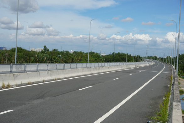 Chính phủ yêu cầu địa phương hoàn thành giải phóng mặt bằng cao tốc Bến Lức - Long Thành - Ảnh 1.