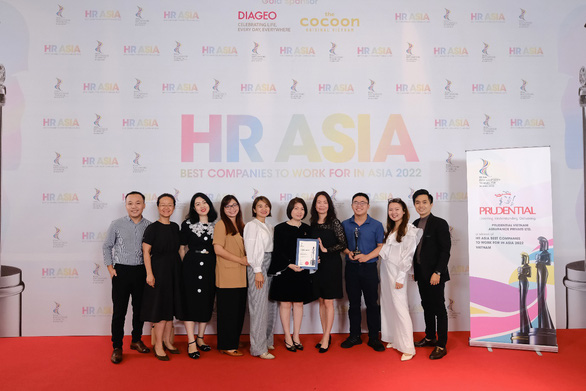 Prudential Việt Nam giành giải kép tại Insurance Asia Awards 2022 và HR Asia Awards 2022 - Ảnh 1.