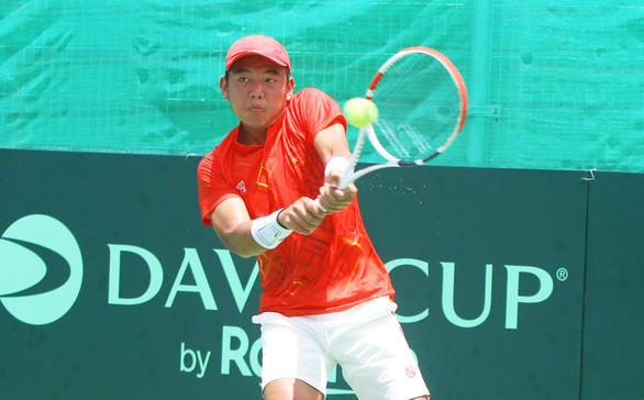 Lý Hoàng Nam đánh bại tay vợt từng hạng 49 thế giới Illya Marchenko - Ảnh 1.