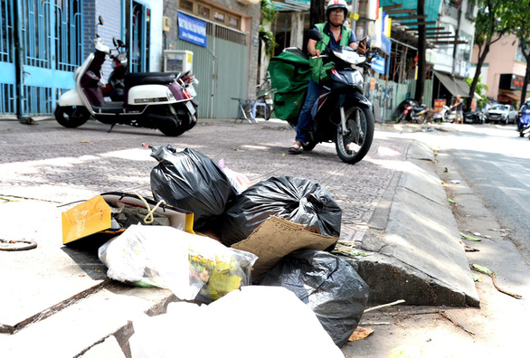 Nỗi buồn đụng đâu xả đó: phạt thôi chưa đủ - Ảnh 1.