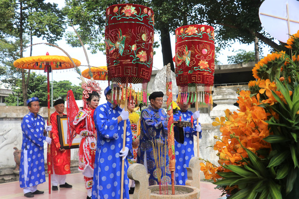 Lễ Khai hạ - Cầu an tại lăng Lê Văn Duyệt là di tích văn hóa phi vật thể cấp quốc gia - Ảnh 3.