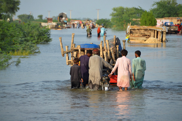 Hai tháng, hơn 1.000 người chết ở Pakistan vì thảm họa khí hậu - Ảnh 1.