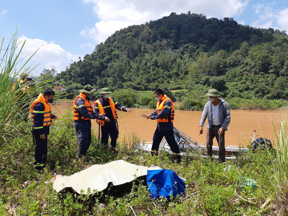 Tìm thấy thi thể nam sinh bị nước cuốn - Ảnh 1.