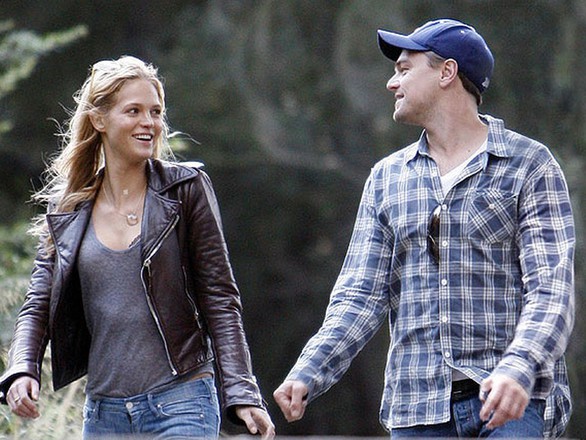 Ai chê già thì già, Leonardo Dicaprio chỉ quen bạn gái dưới 25 tuổi - Ảnh 5. Ai chê già thì già, Leonardo Dicaprio chỉ quen bạn gái dưới 25 tuổi - Ảnh 5.