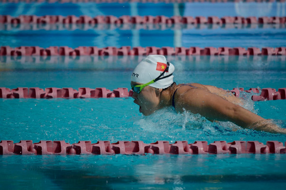 Bích Như bơi phá kỷ lục ASEAN Para Games - Ảnh 1.