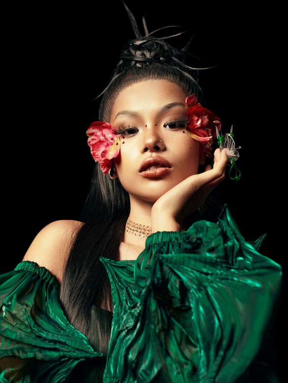 Cười đắc chí với thông điệp của nữ nghệ sĩ Việt đầu tiên thuộc Sony Music Entertainment - Ảnh 4. Cười đắc chí với thông điệp của nữ nghệ sĩ Việt đầu tiên thuộc Sony Music Entertainment - Ảnh 4.