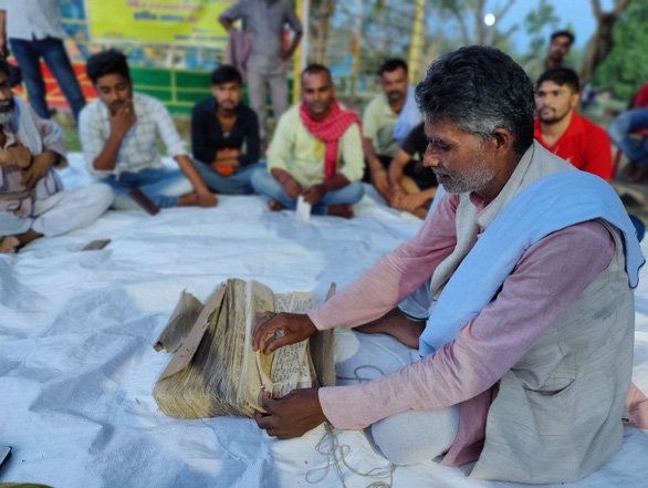 Bên trong chợ chú rể 700 năm tuổi ở bang Bihar của Ấn Độ - Ảnh 3.